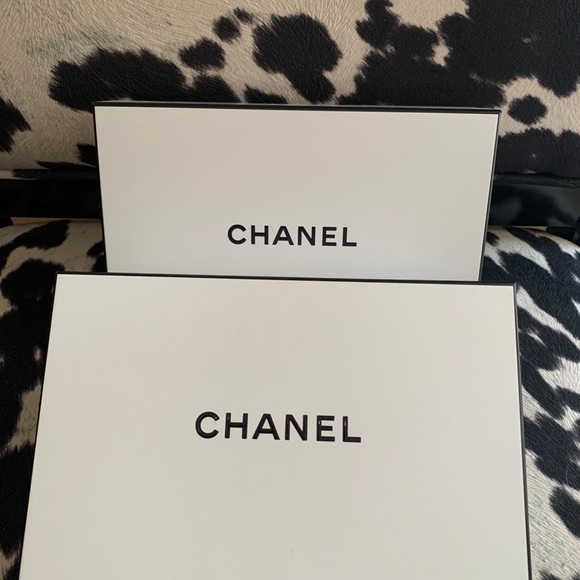 CHANEL 💯 AUTHENTIC EMPTY BOX - Picture 2 of 7